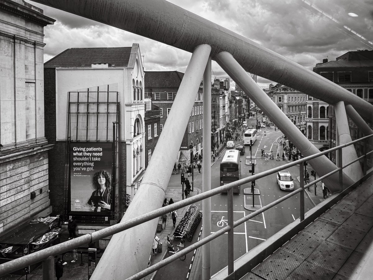 A Zen Lens Adventure in London: Capturing Moments of Beauty and&nbsp;Connection